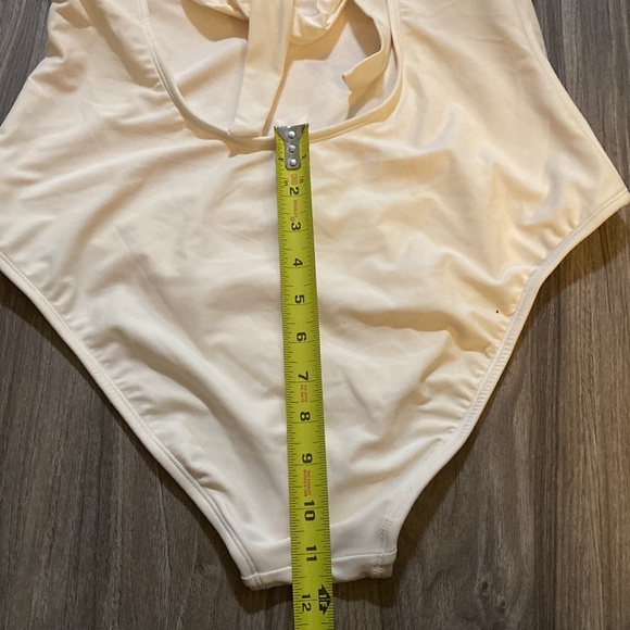 One Shoulder Plunge Cut Out One Piece Swimsuit - Shade & Shore Size L (12-14) - Picture 6 of 11